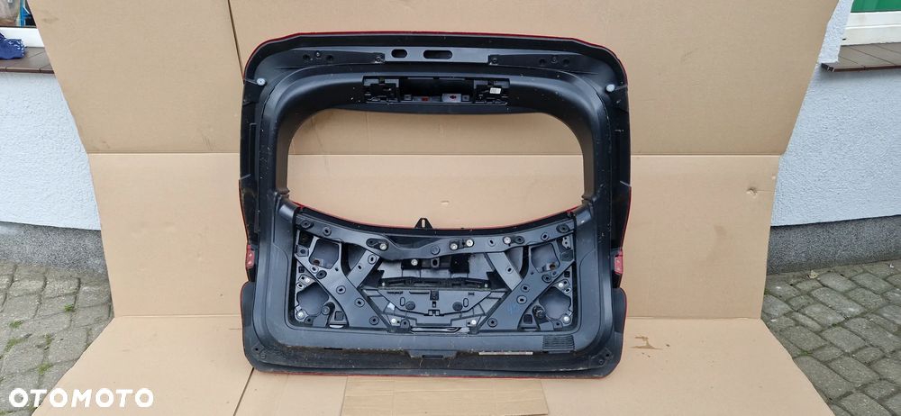 klapa bagażnika TOYOTA COROLLA E21 kombi 2019- - 7