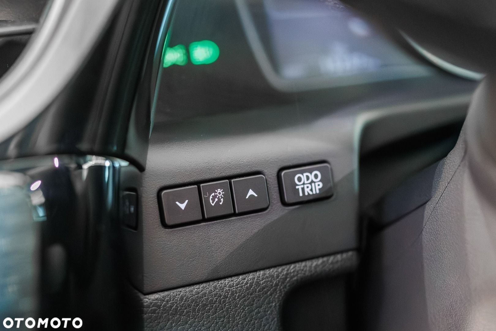 Lexus ES - 14