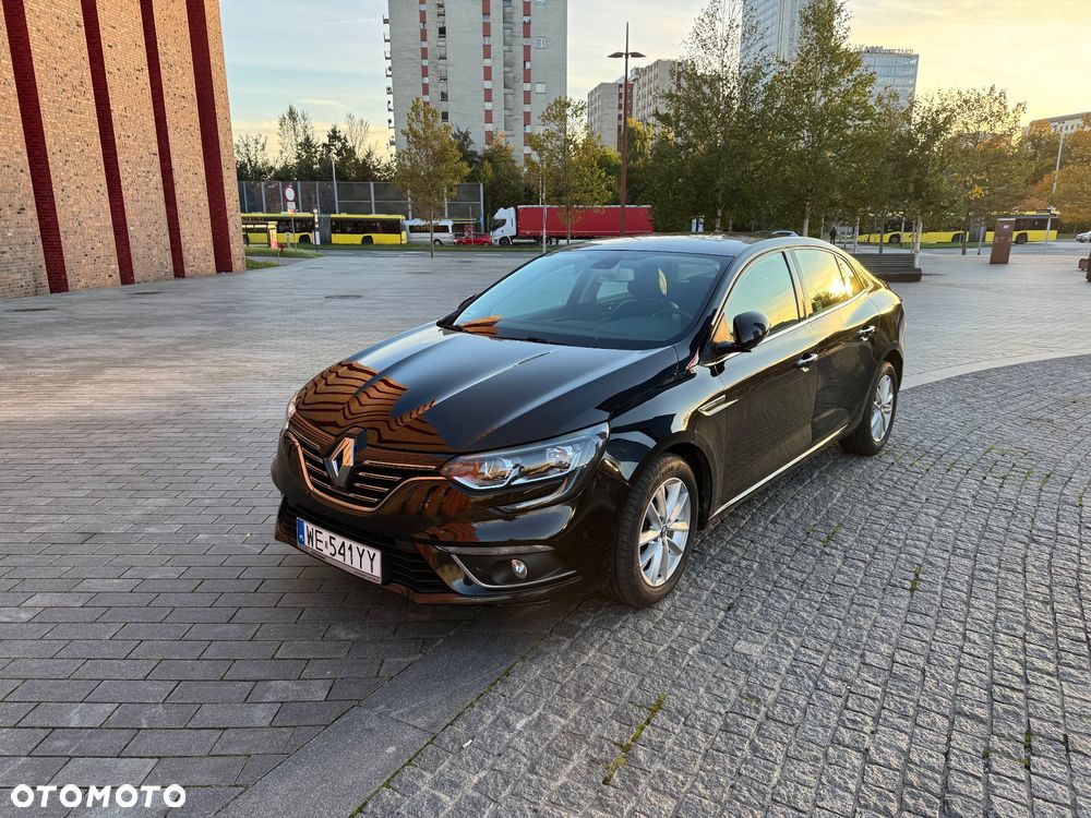 Renault Megane 1.5 Blue dCi Intens - 9
