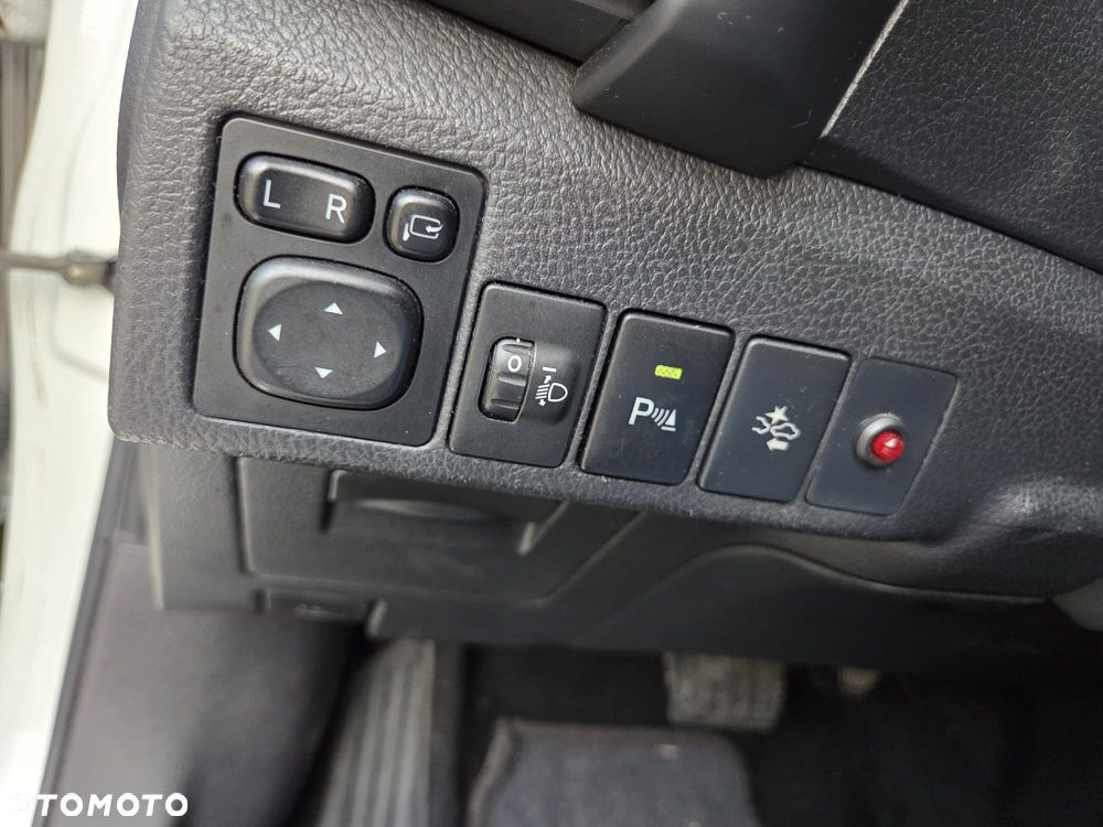 Toyota Auris - 30