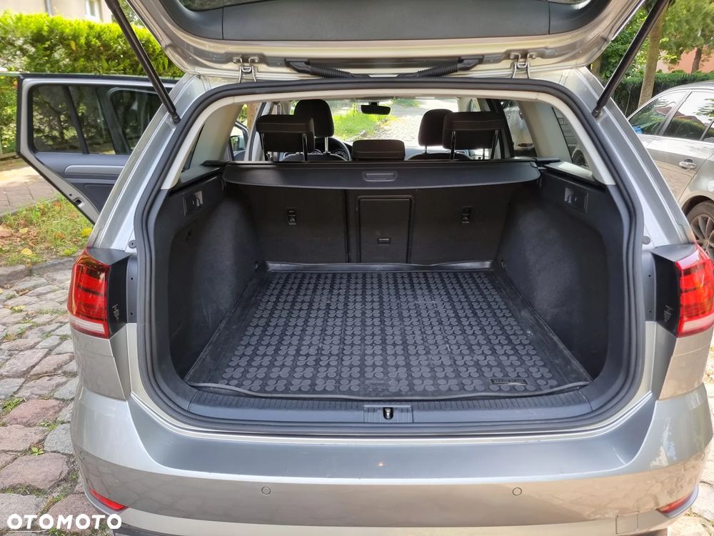 Volkswagen Golf 1.6 TDI BMT Comfortline - 13