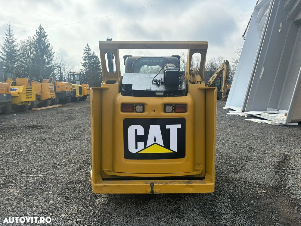 Caterpillar 246C - 5