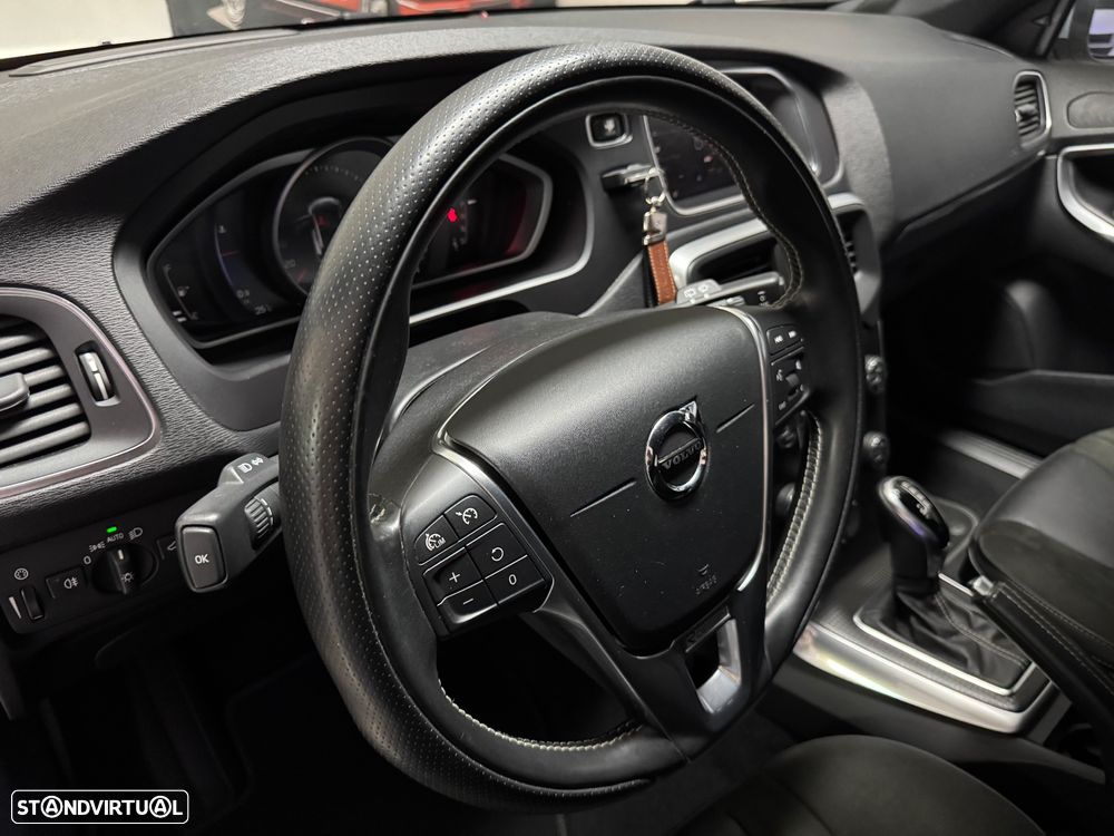 Volvo V40 1.5 T3 Sport Edition Plus Geartronic - 40