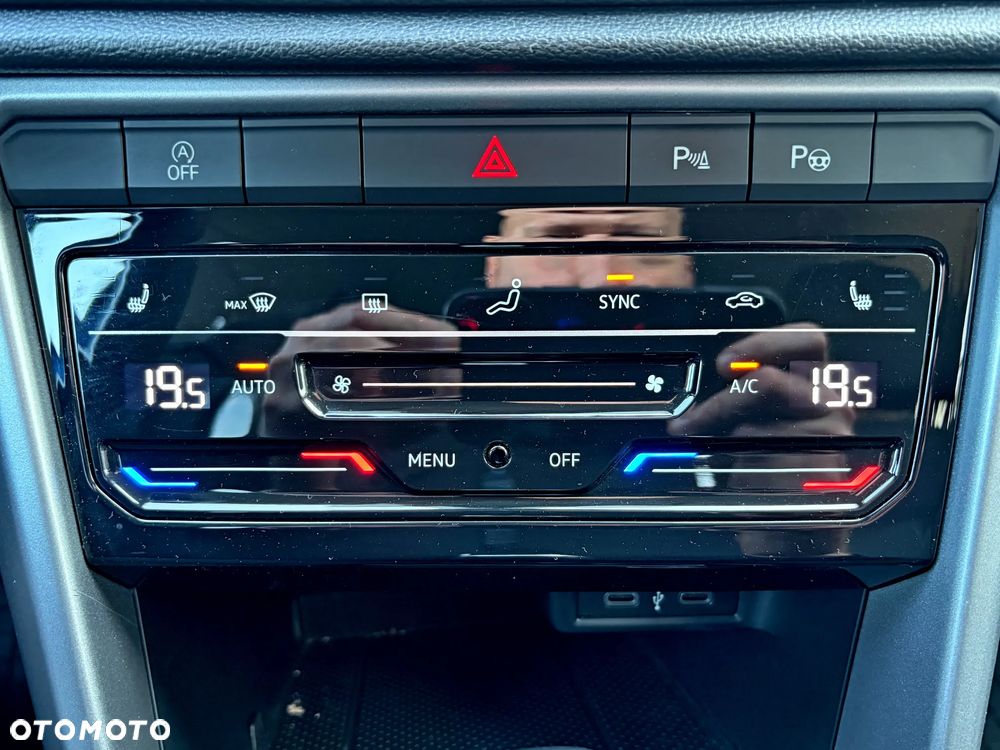 Volkswagen T-Roc 1.5 TSI Life DSG - 17