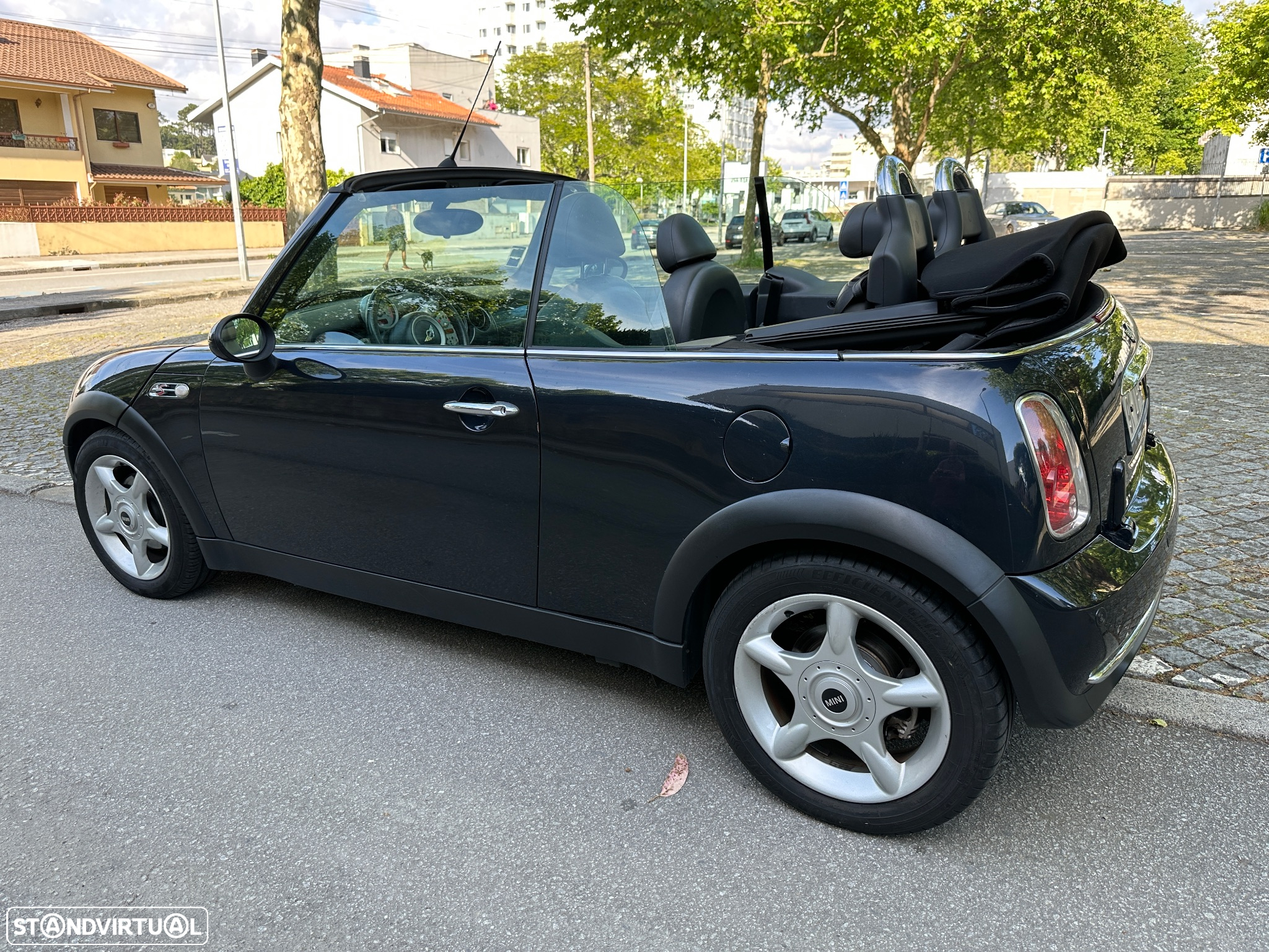 MINI Cabrio Cooper - 23