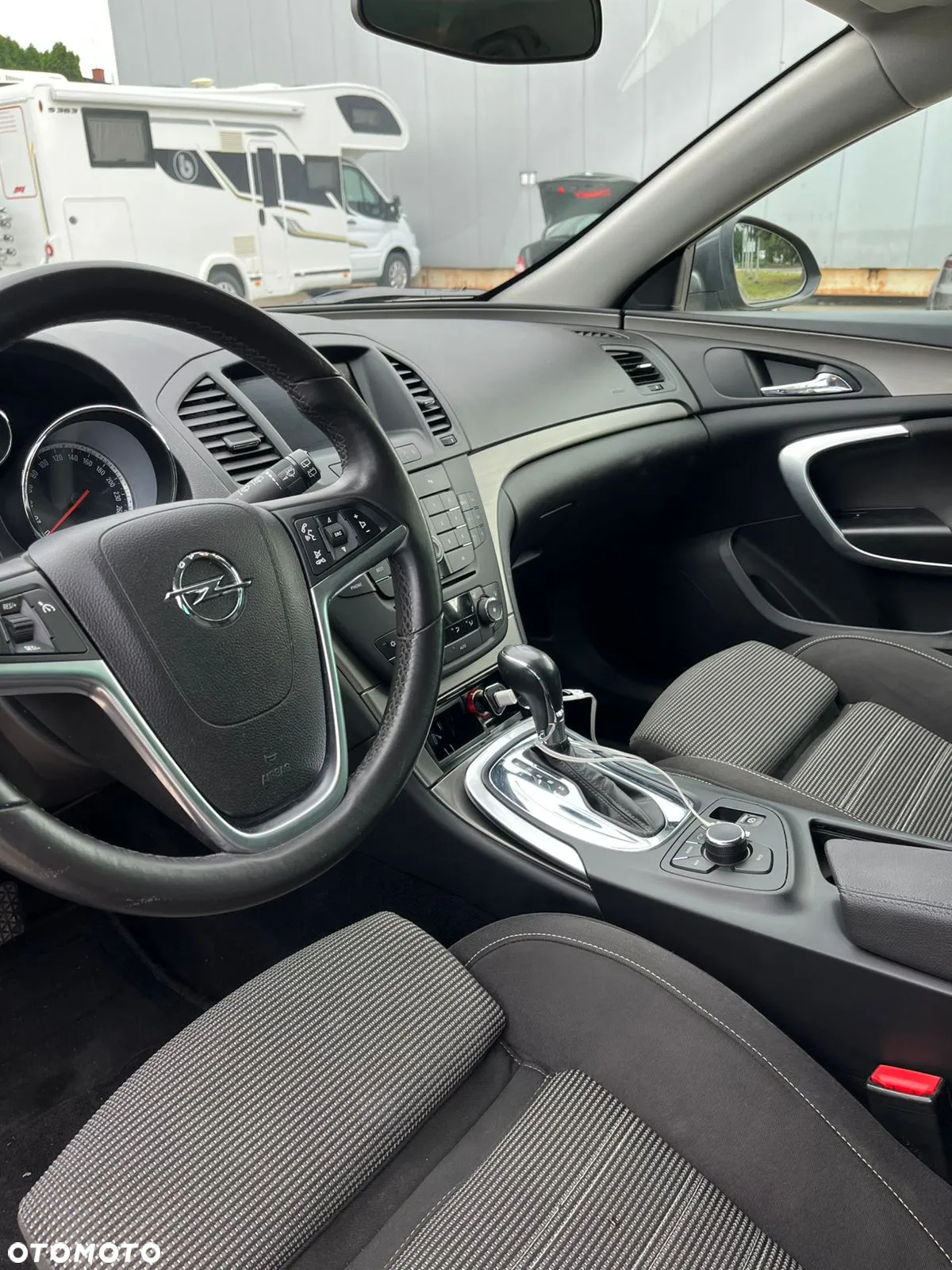 Opel Insignia - 13