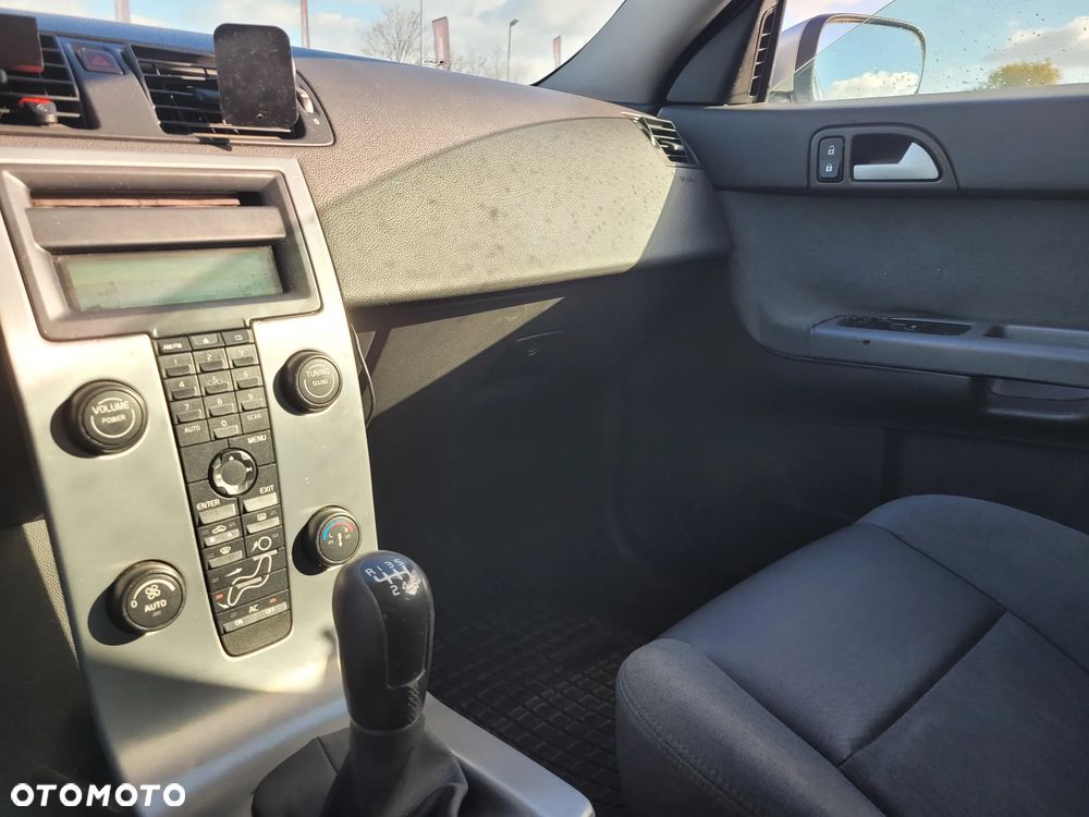 Volvo V50 - 11