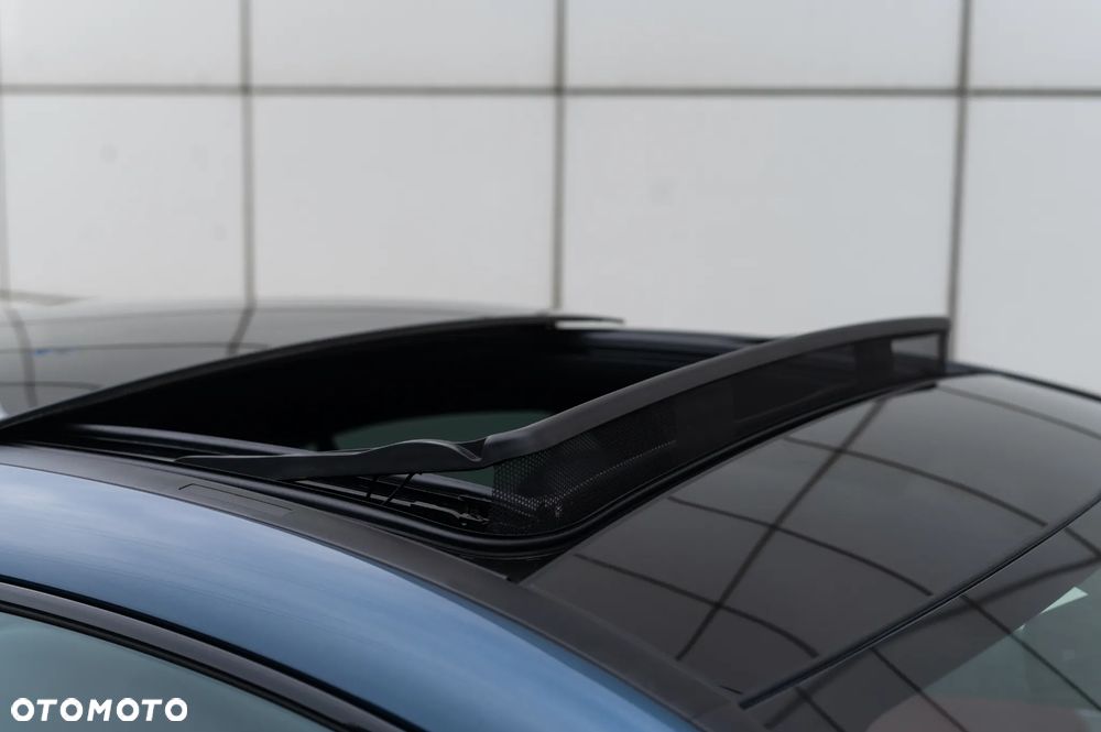 Mercedes-Benz CLA - 16