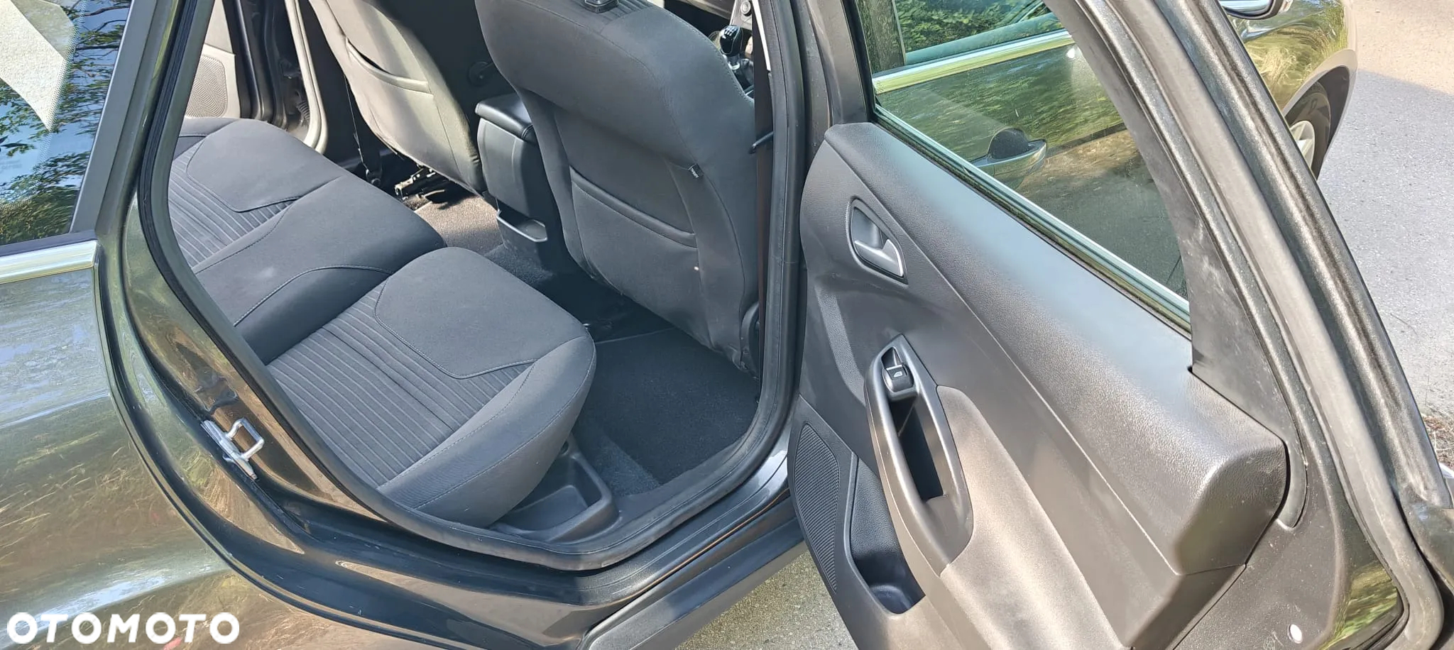 Ford Focus 2.0 TDCi Titanium ASS - 10