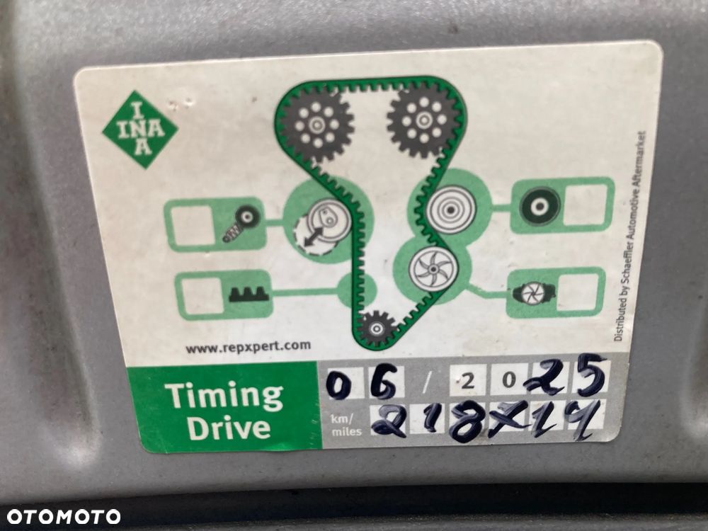 Volkswagen Golf 1.6 TDI DPF Trendline - 18