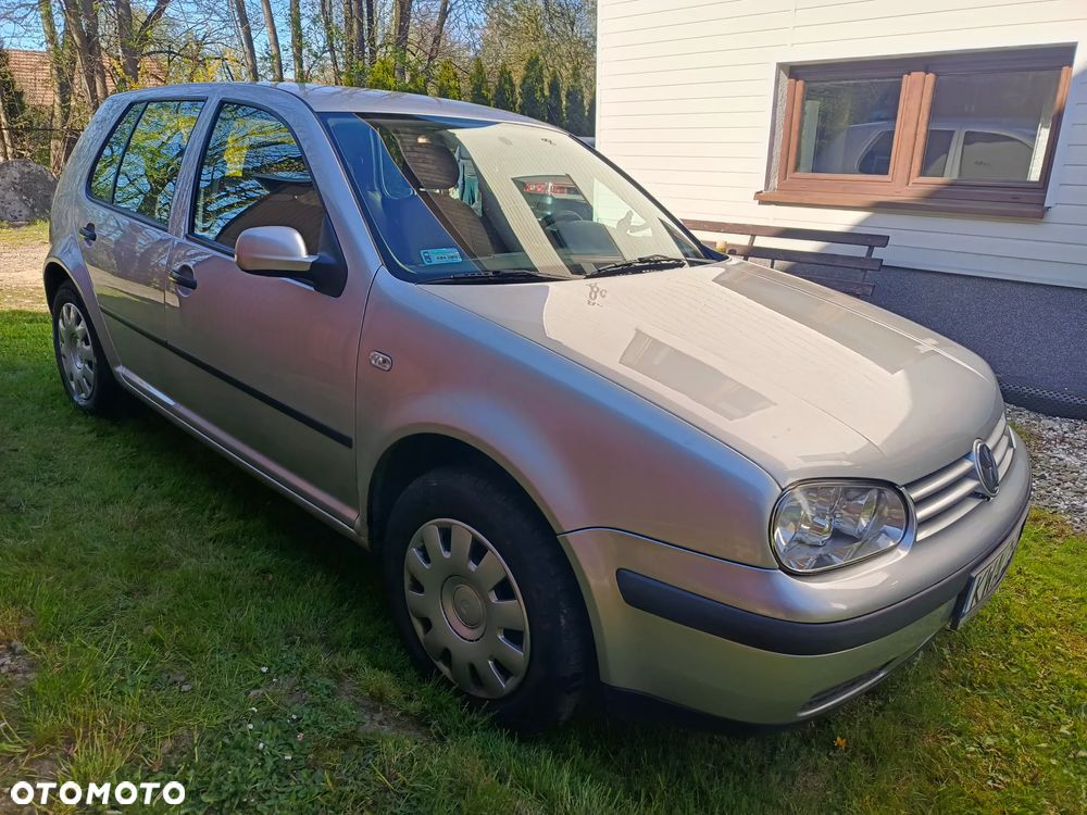 Volkswagen Golf 1.6 Automatik Edition - 2