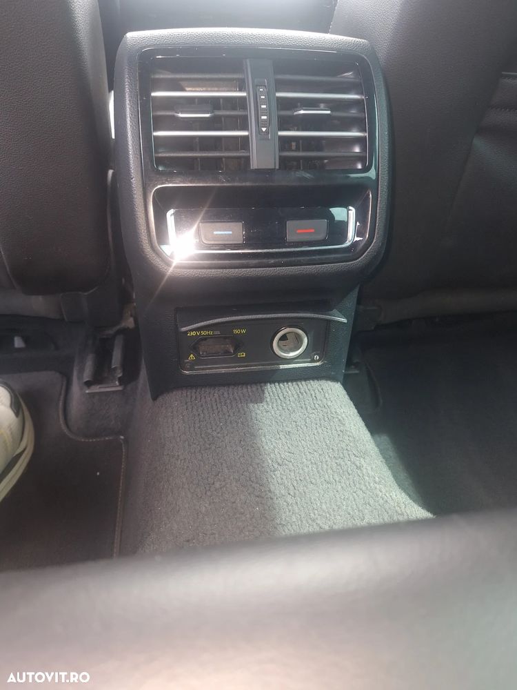 Volkswagen Passat 2.0 TDI DSG Comfortline - 12