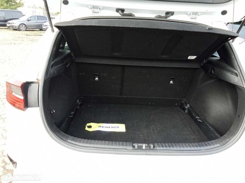 Kia Ceed 1.0 T-GDI Urban - 6