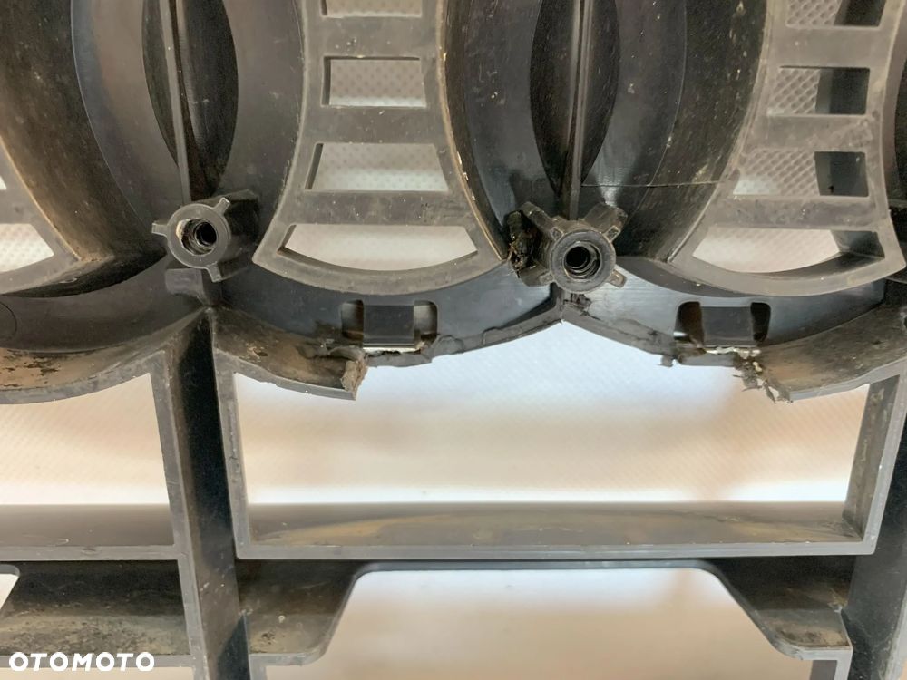 Audi Q5 S-Line 2 II 16r Atrapa grill 2016 q 5 - 5