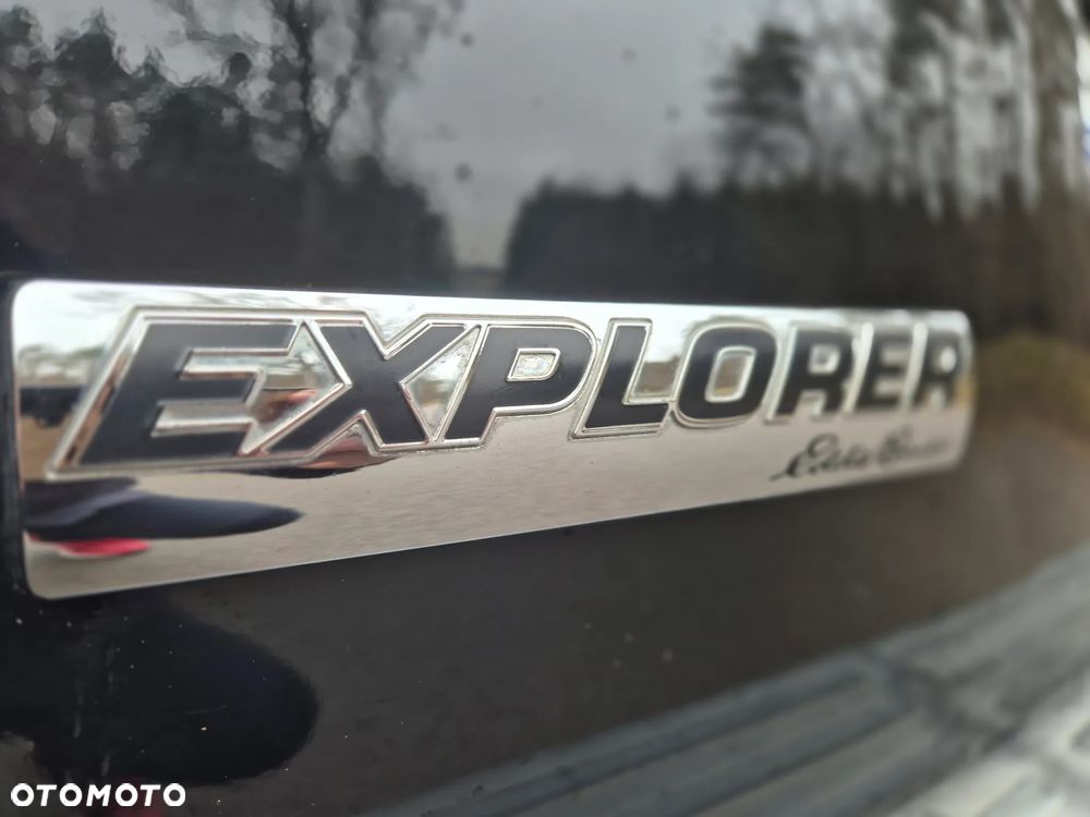 Ford Explorer 4.0 AWD - 26