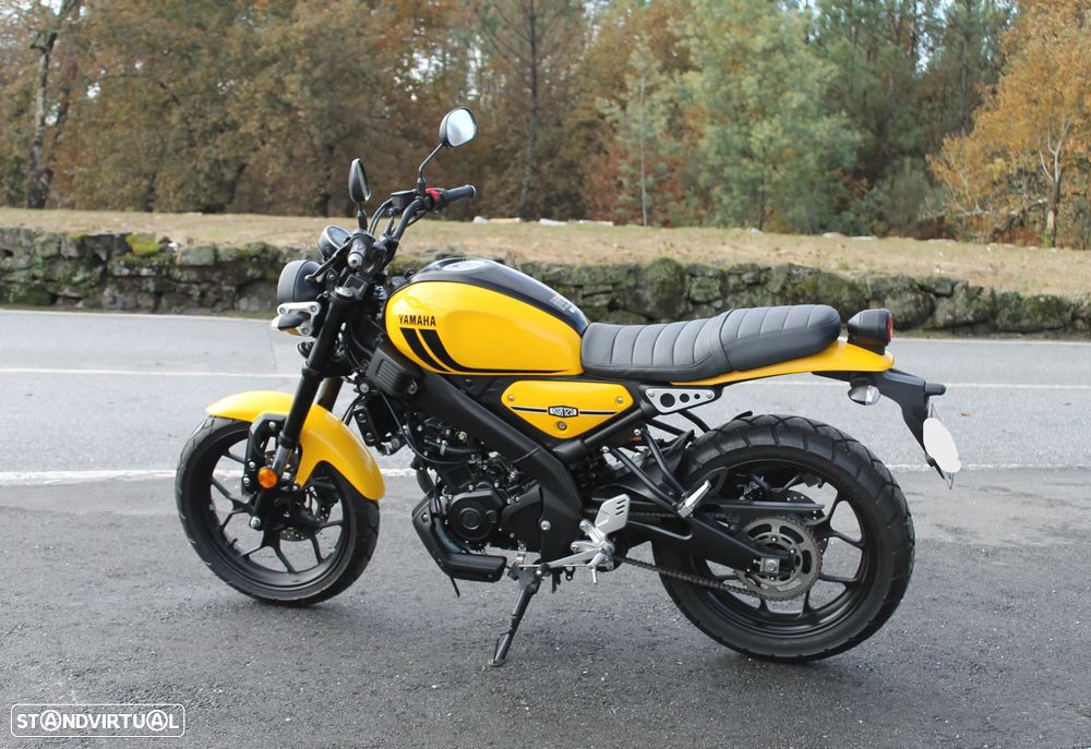 Yamaha XS R 125 - 16