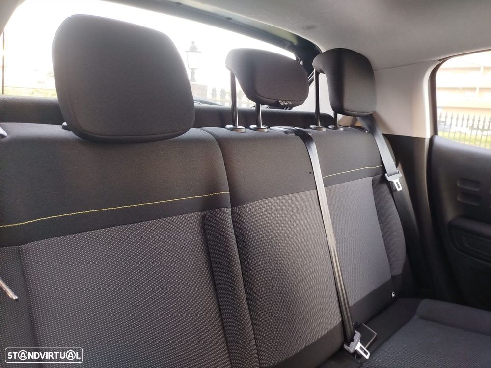 Citroën C3 1.2 PureTech Shine Pack EAT6 - 44