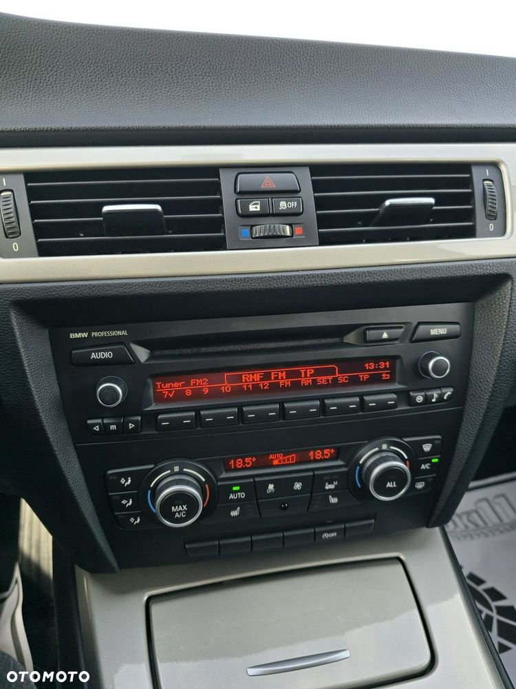BMW Seria 3 - 25