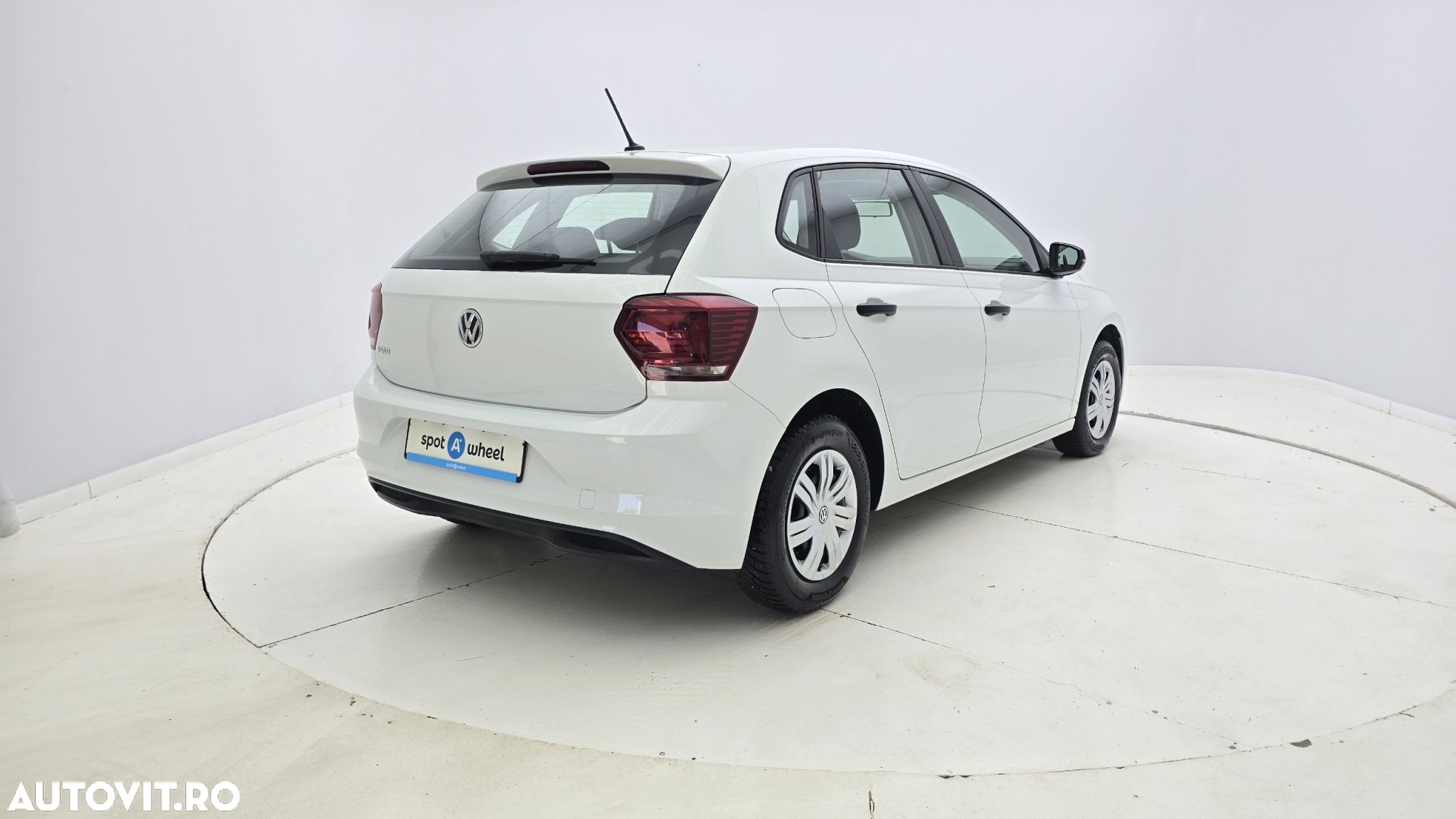Volkswagen Polo - 6