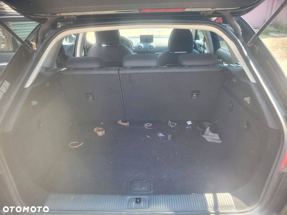 Audi A3 Sportback 1.6 TDI DPF Ambition - 11