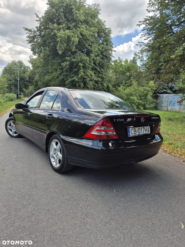 Mercedes-Benz Klasa C 180 Kompressor Classic - 24