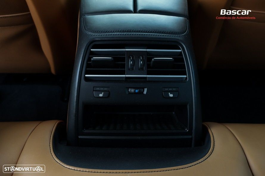 BMW 640 Gran Coupé d xDrive Pack M - 35