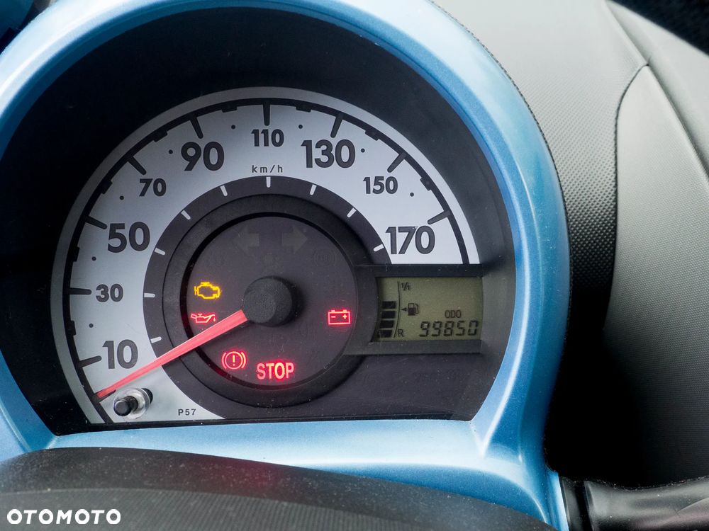 Peugeot 107 1.0 Trendy - 14