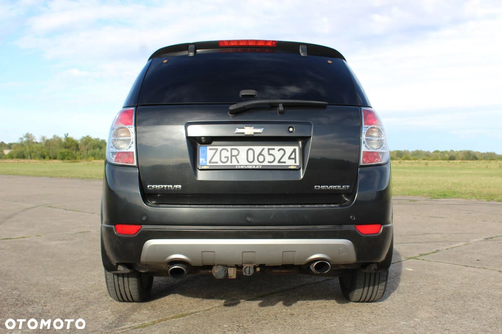 Chevrolet Captiva 2.2 d LTZ - 2