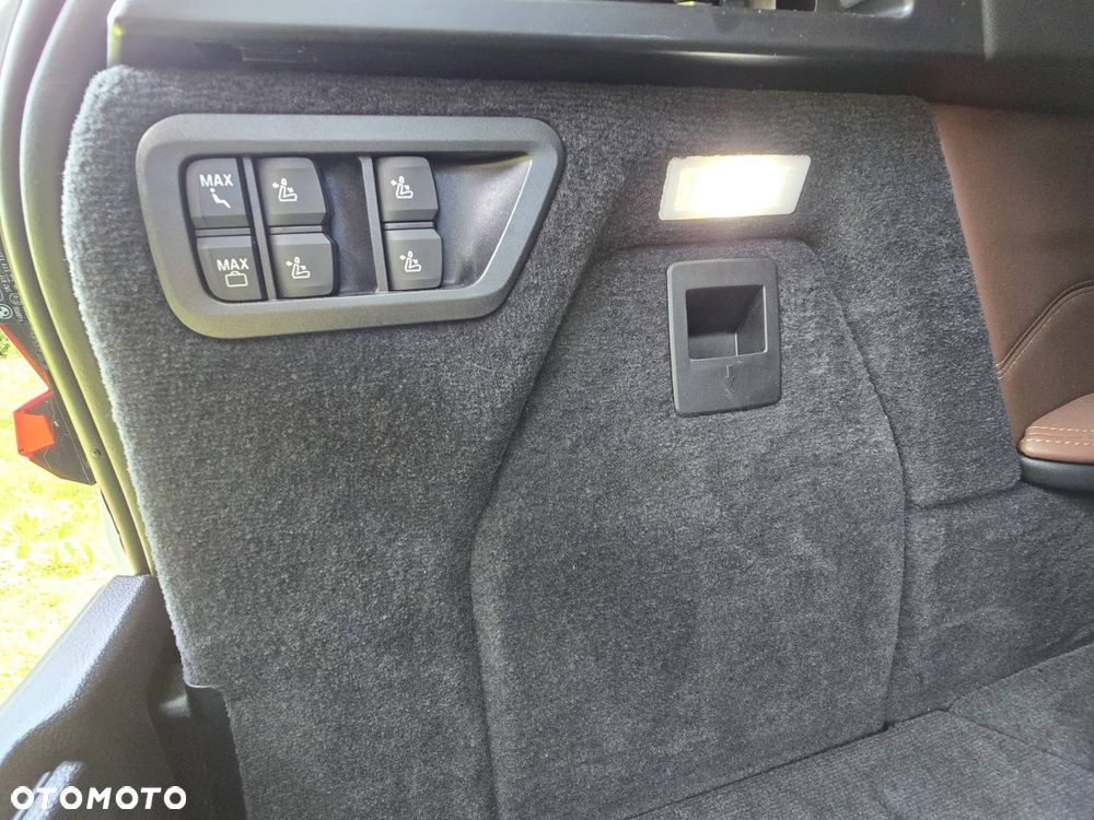 BMW X7 xDrive40d mHEV Individual Edition sport - 9