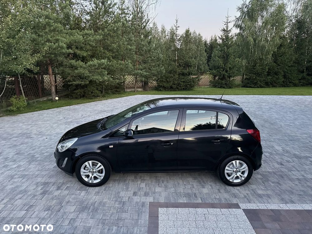 Opel Corsa 1.4 16V Active - 2
