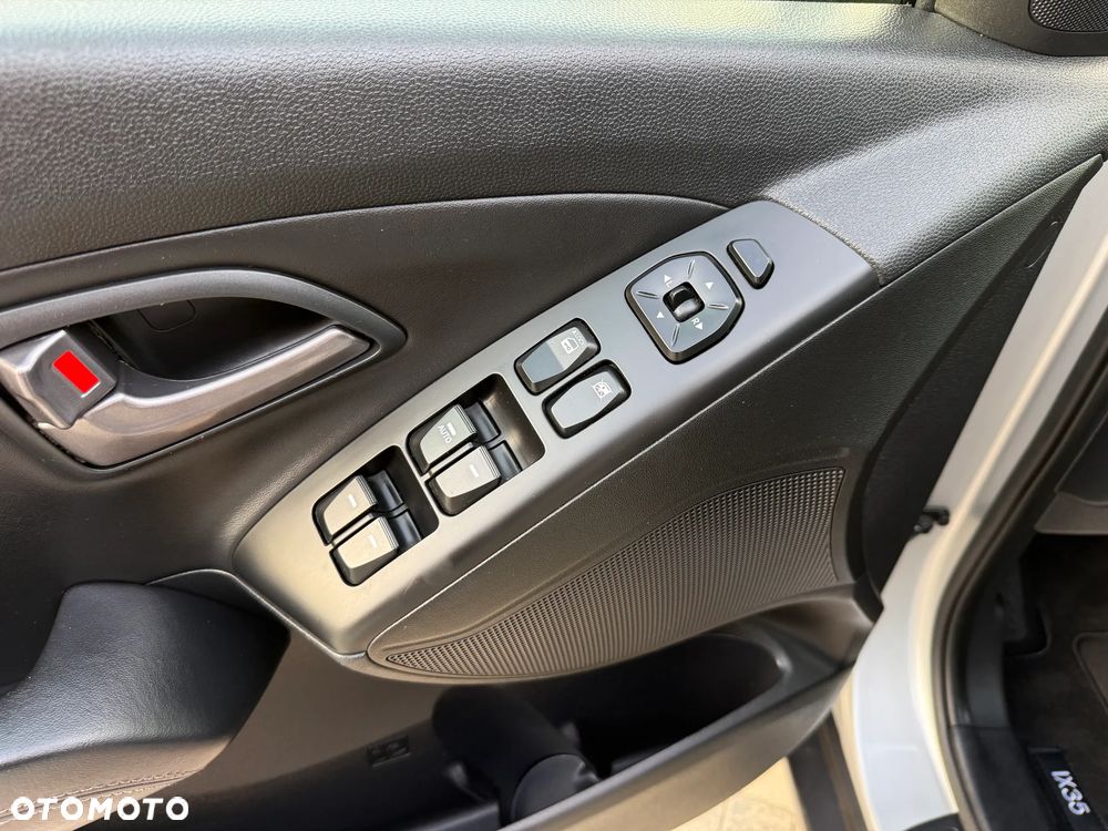 Hyundai ix35 1.6 GDI Premium 2WD - 19
