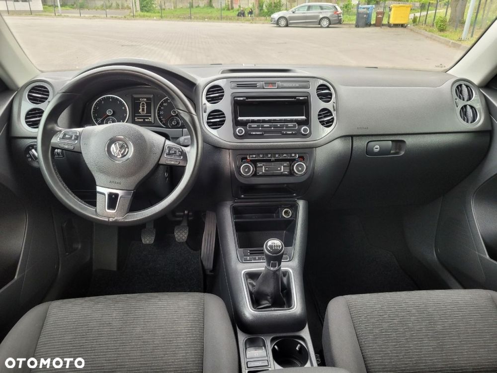 Volkswagen Tiguan - 19