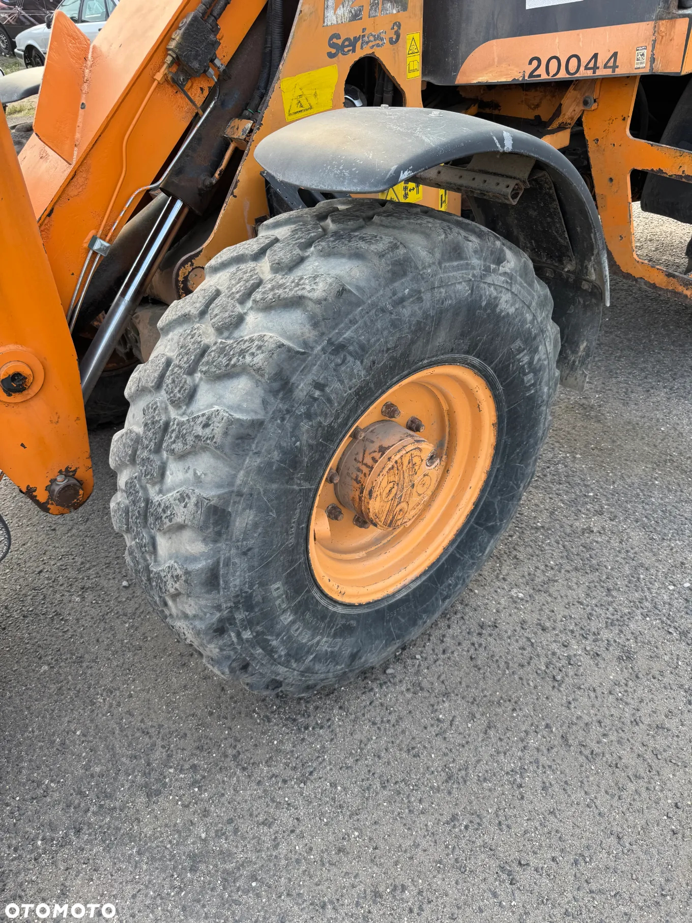 Case 121E - 7