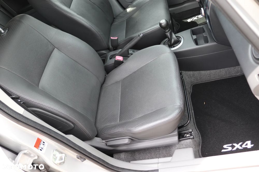 Suzuki SX4 1.6 VVT 4x4 Limited - 34