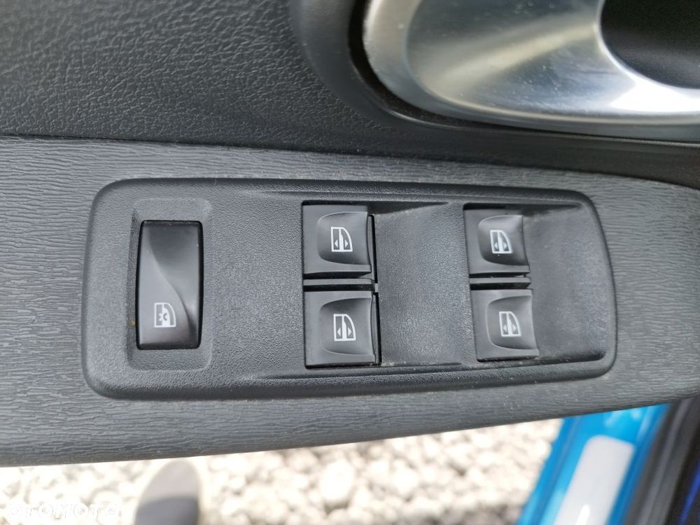 Dacia Lodgy TCe 115 Stepway - 25