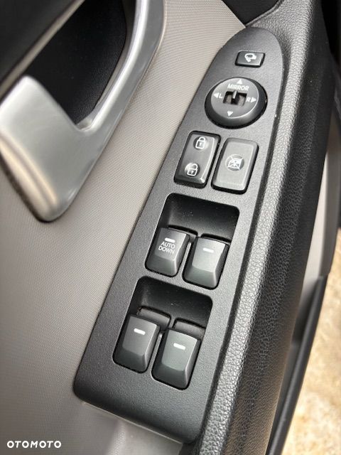 Kia Sportage 1.6 GDI Business Line L 2WD - 12