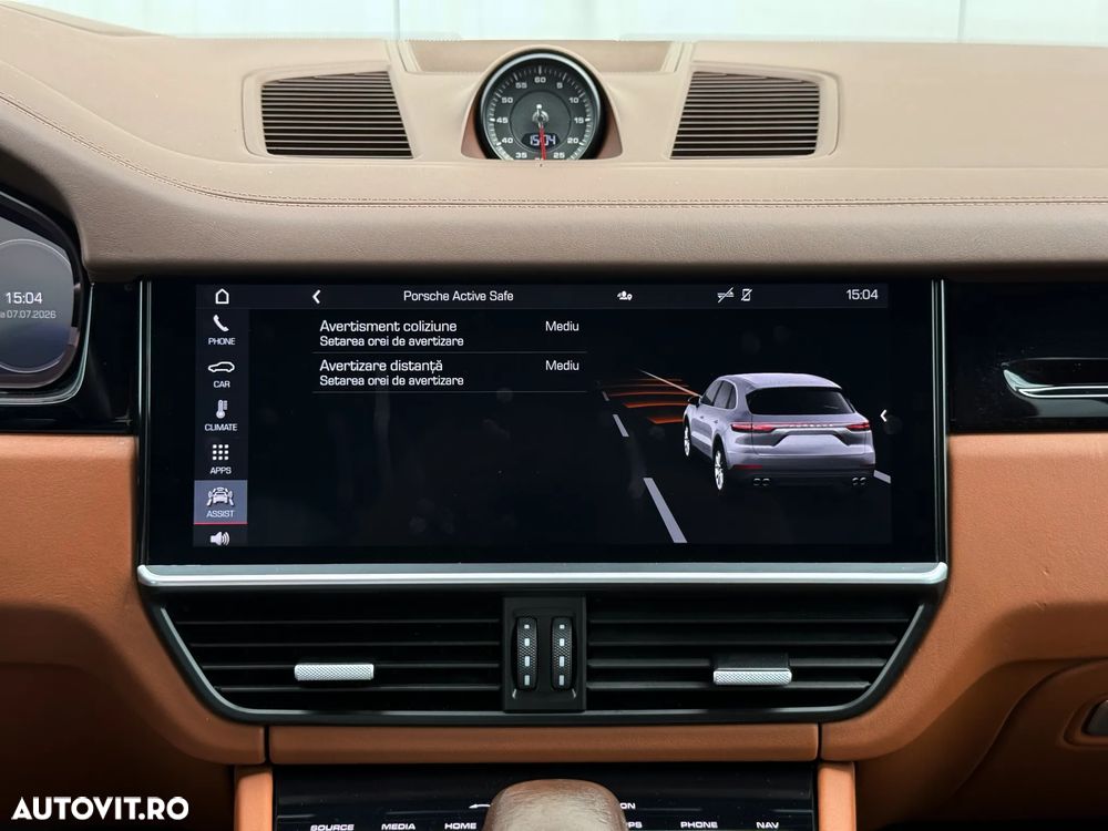 Porsche Cayenne Standard - 18