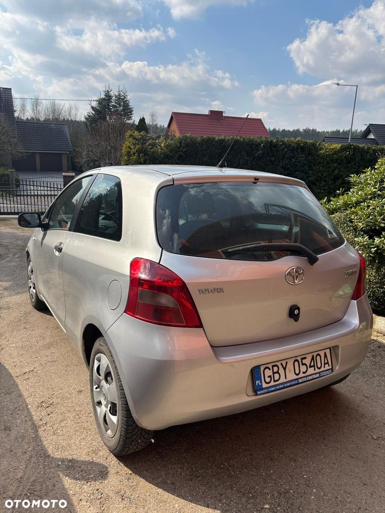 Toyota Yaris - 5