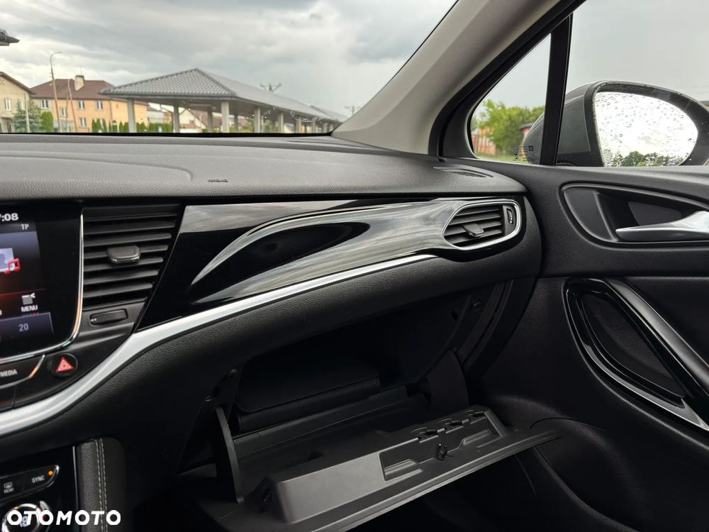 Opel Astra - 16