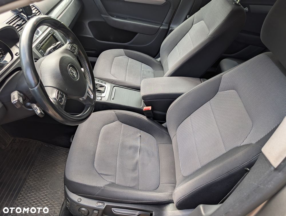 Volkswagen Passat 1.8 TSI Comfortline DSG - 34