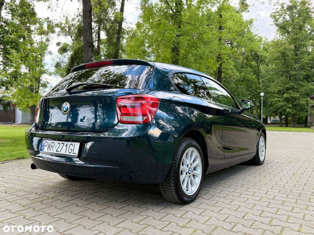 BMW Seria 1 114i - 14