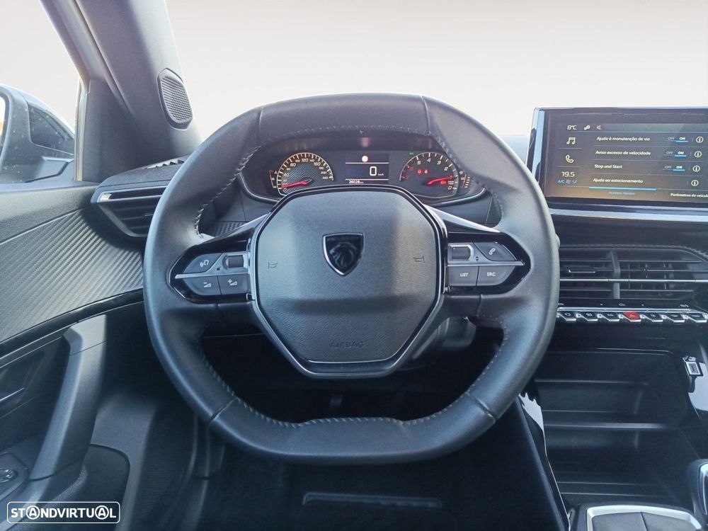 Peugeot 2008 1.2 PureTech Style - 12