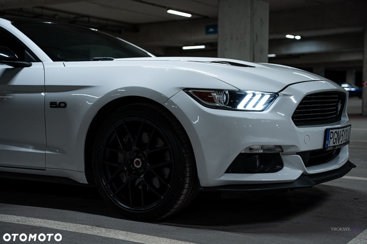 Ford Mustang 5.0 V8 GT - 4