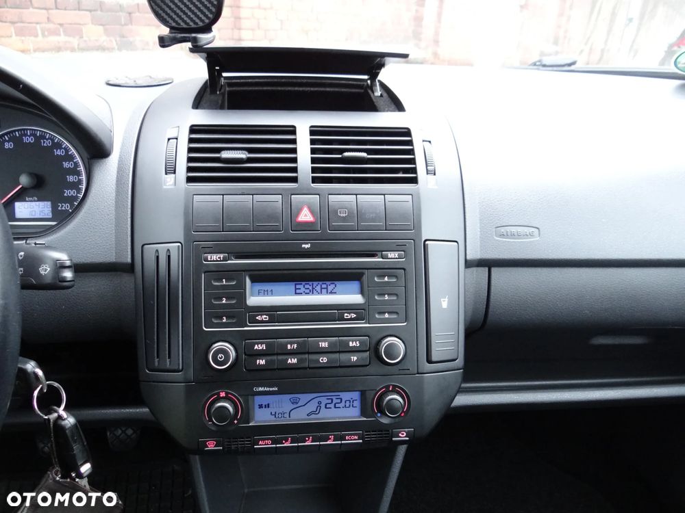 Volkswagen Polo 1.4 Tour Edition - 25