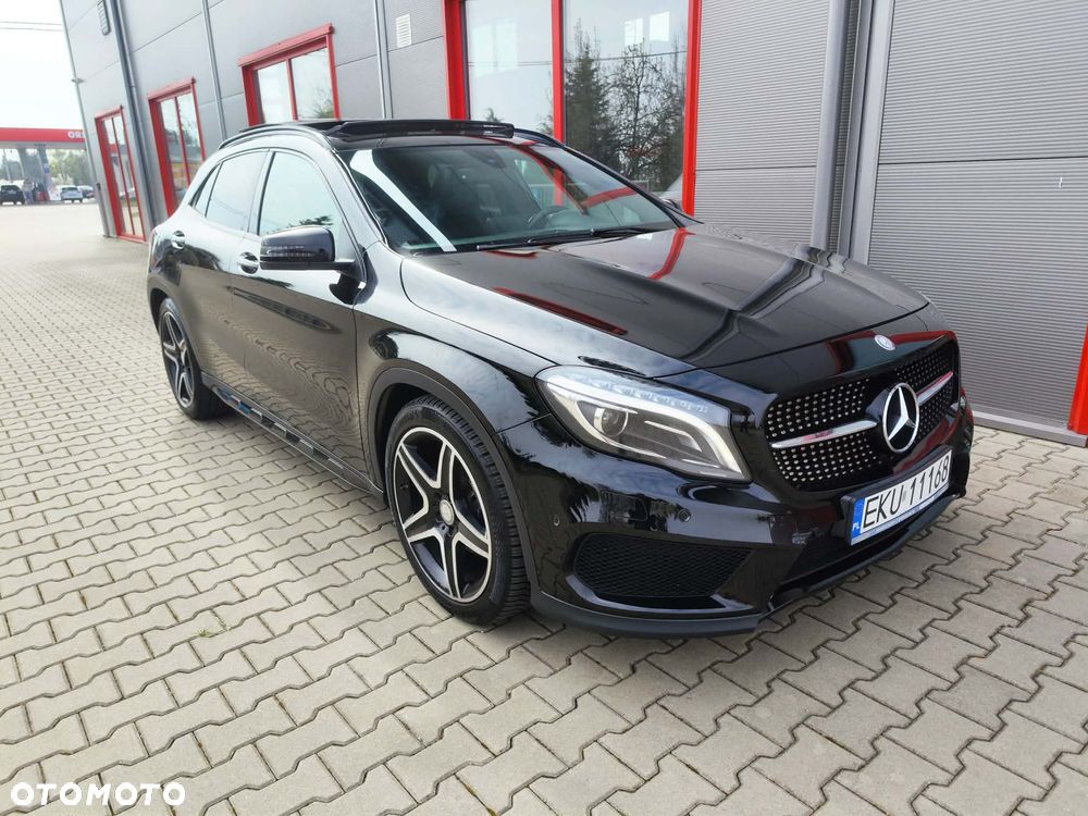 Mercedes-Benz GLA 180 d 7G-DCT AMG Line - 32