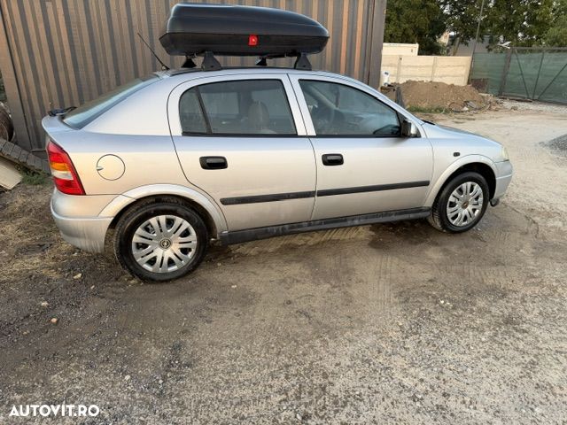 Opel Astra Classic 1.4i - 6