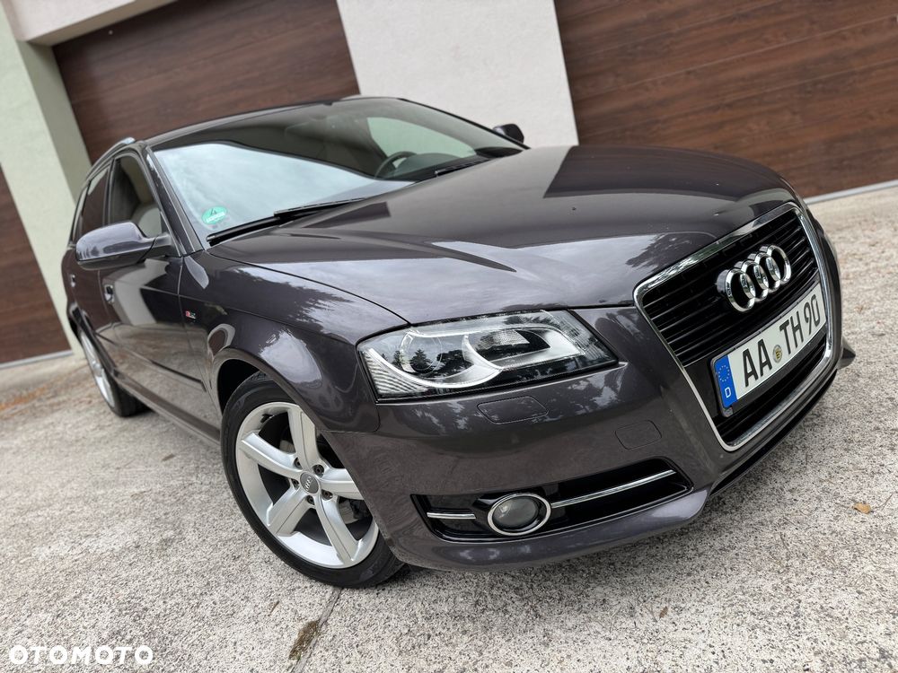Audi A3 Sportback 2.0 TDI DPF S line Sportpaket - 1