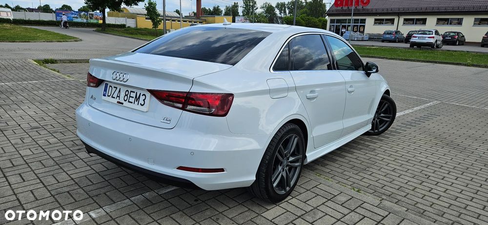 Audi A3 Limousine 1.6 TDI (clean diesel) S line Sportpaket - 3