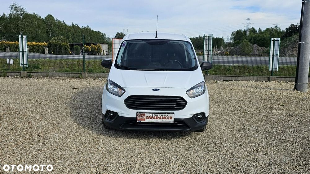 Ford Transit Courier - 2