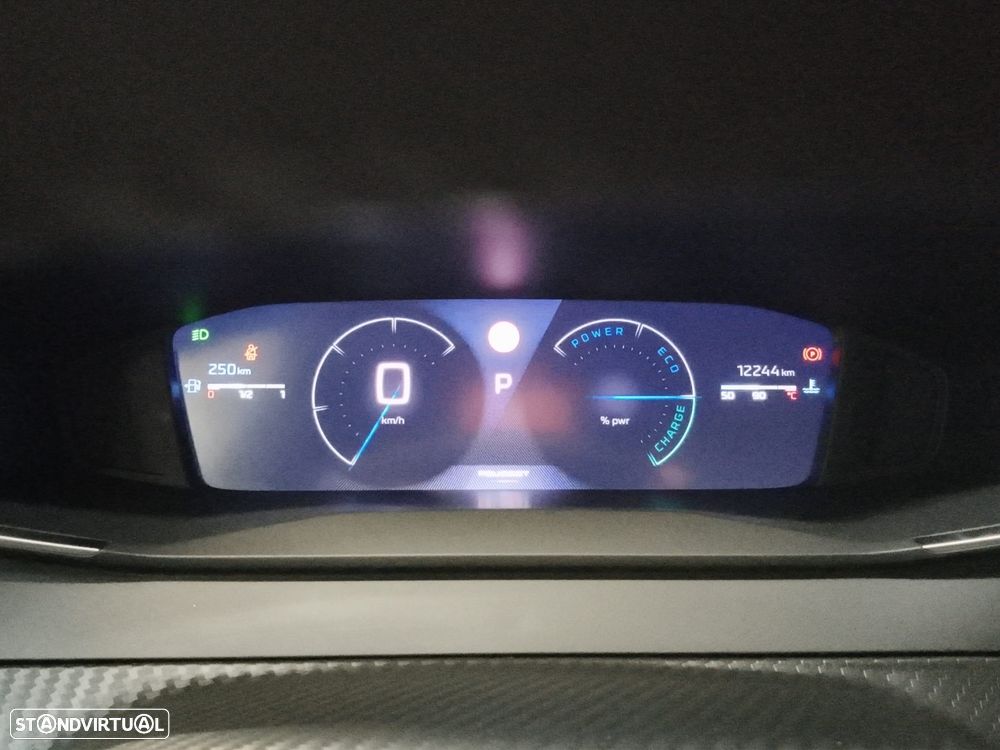 Peugeot 208 1.2 Hybrid Allure e-DCS6 - 11